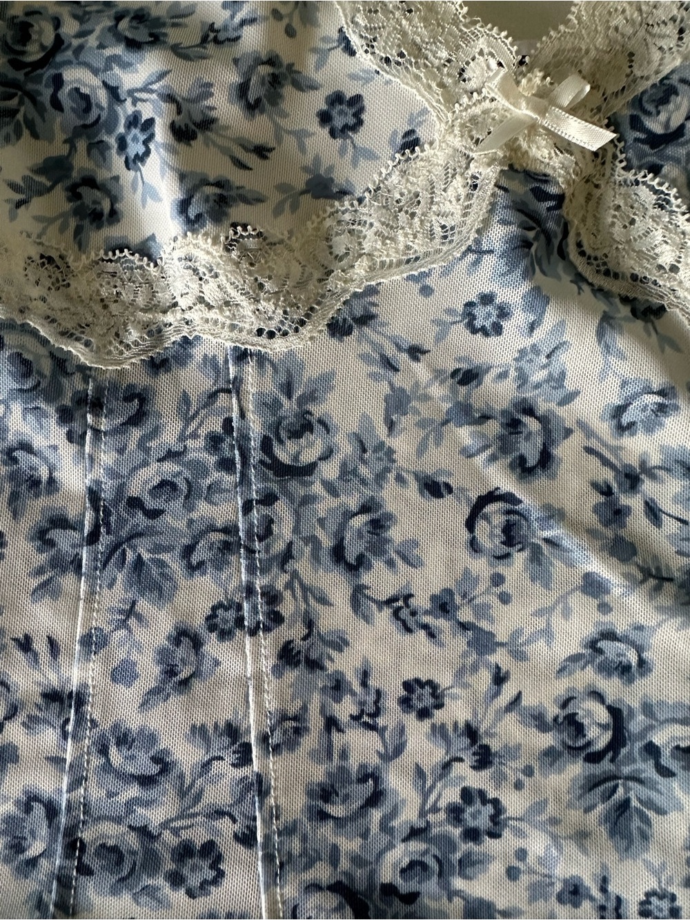 Garage Blue and White Floral Lace Cami - Picture 2 of 4